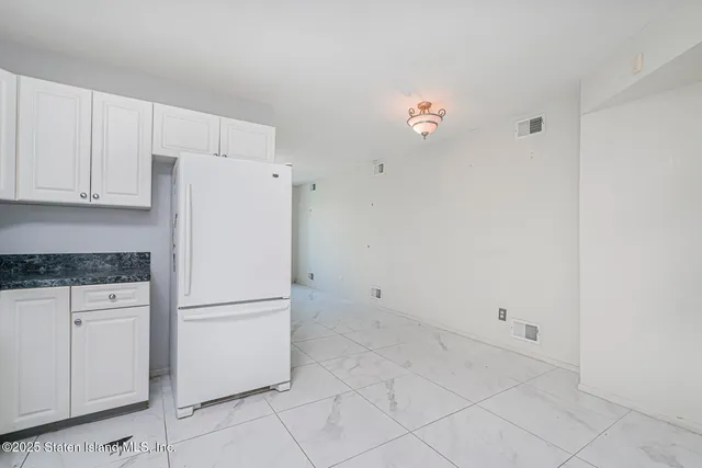 $829,900 | 263 Seguine Avenue | Prince's Bay