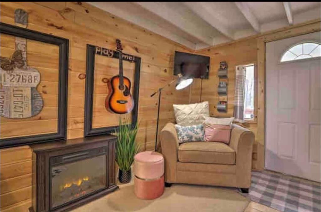 1638 South Mountain View Road Sevierville, TN 37876 - Photo 12 of 27 Gallery Image 12