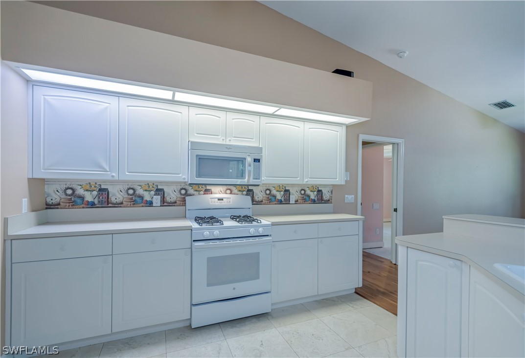 13140 Bird Road Fort Myers, FL 33905 - Photo 8 of 27 Gallery Image 8