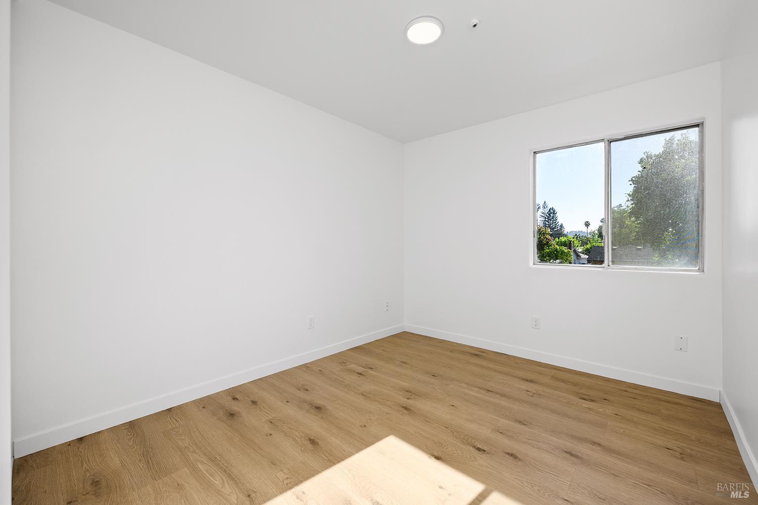 319 Algiers Court Santa Rosa, CA 95409 - Photo 15 of 23