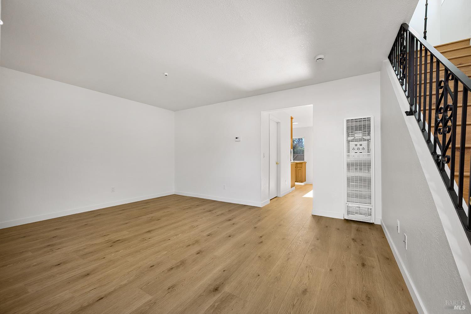 319 Algiers Court Santa Rosa, CA 95409 - Photo 2 of 23