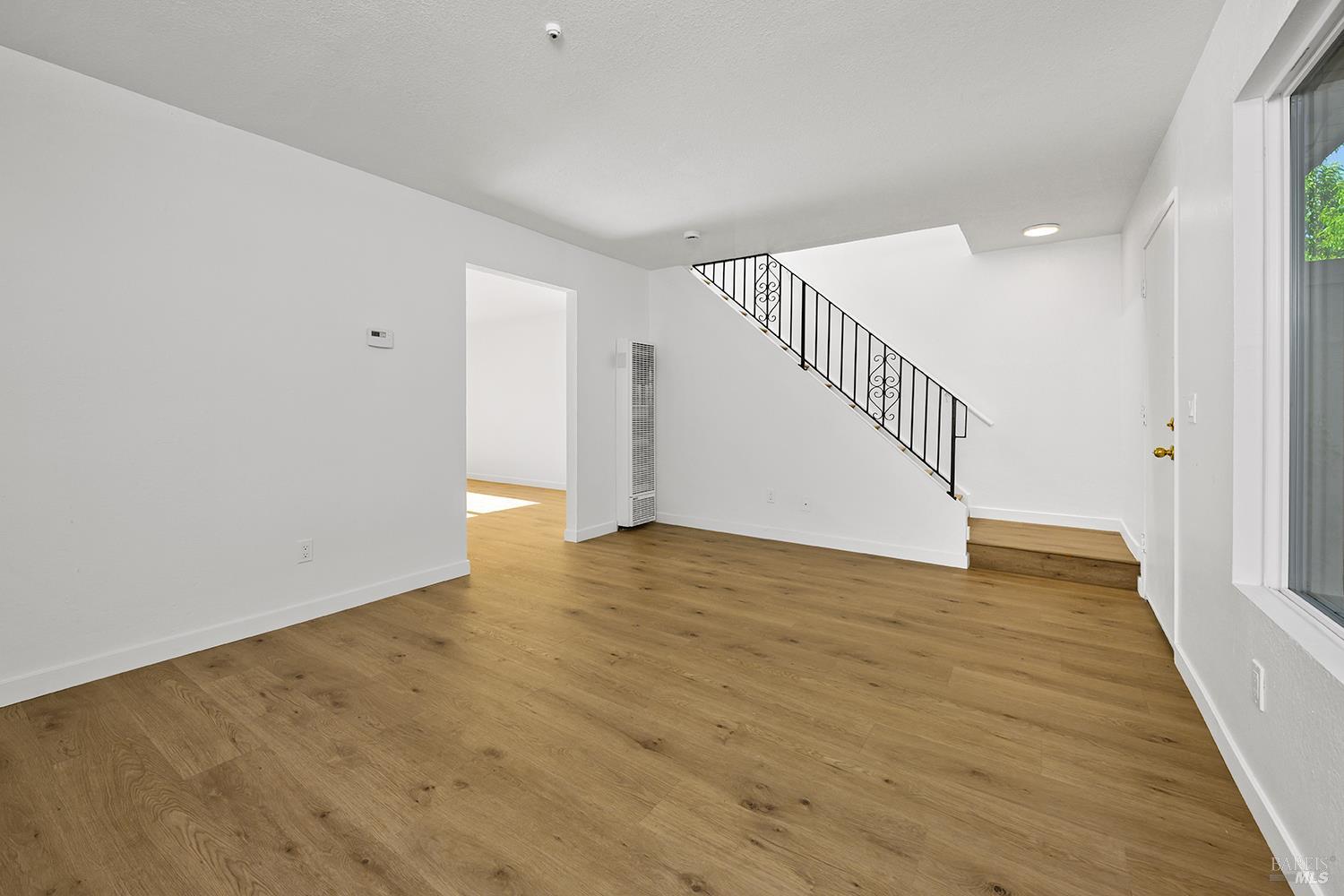 319 Algiers Court Santa Rosa, CA 95409 - Photo 4 of 23