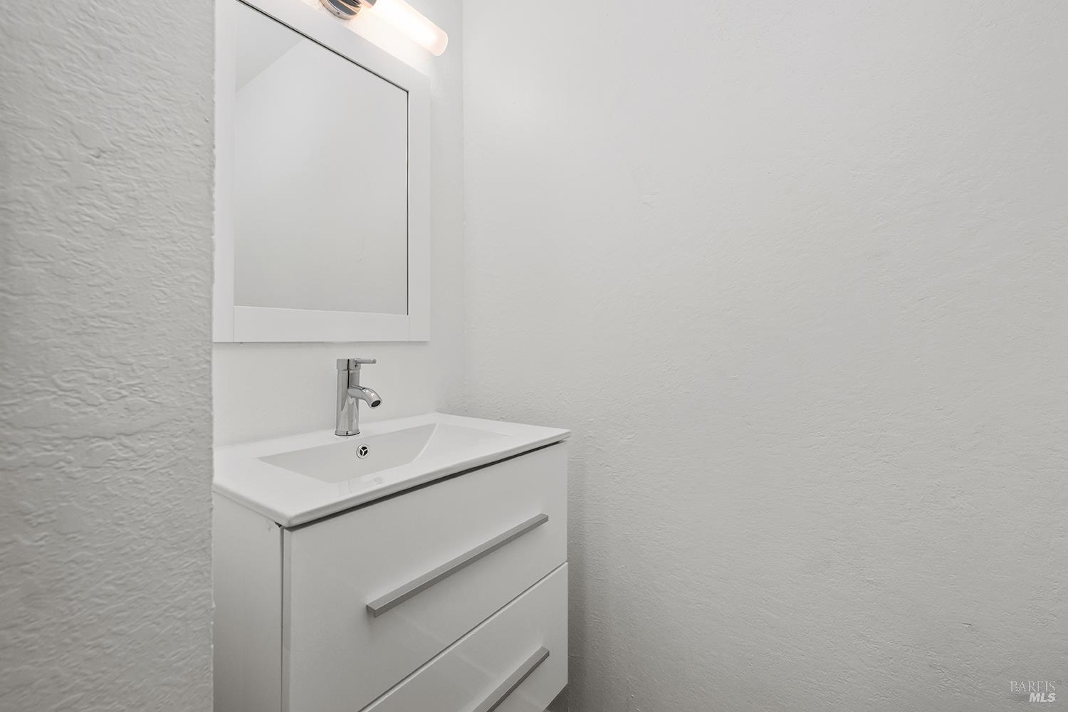 319 Algiers Court Santa Rosa, CA 95409 - Photo 10 of 23