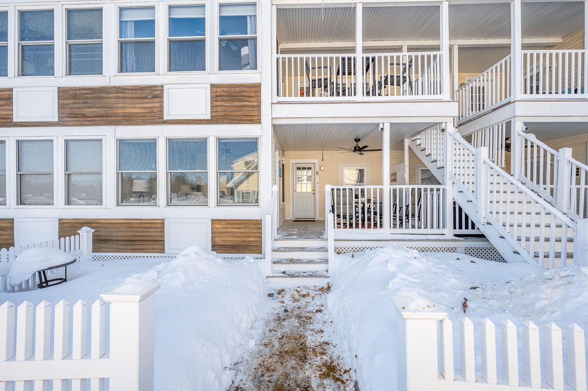 16 Hill Road, Unit 5 Tilton, NH 03276 - Photo 8 of 44