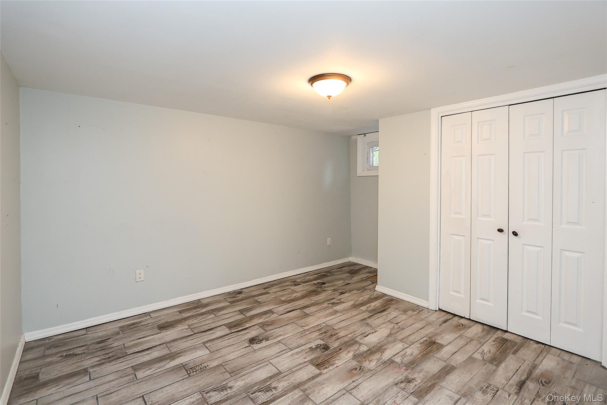 489 Emory Road Mineola, NY 11501 - Photo 20 of 28