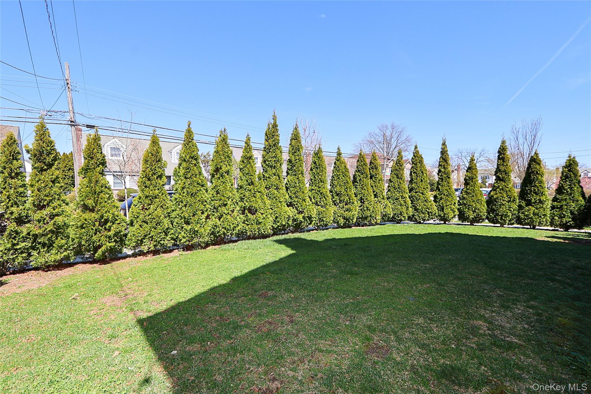 489 Emory Road Mineola, NY 11501 - Photo 26 of 28