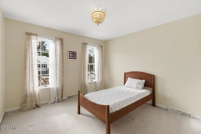 $675,000 | 26 Muterfield Court, Bethlehem, NY 12159