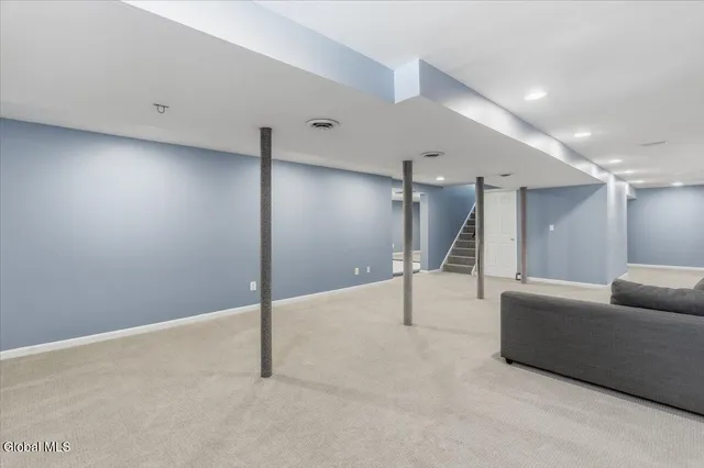 $675,000 | 26 Muterfield Court, Bethlehem, NY 12159