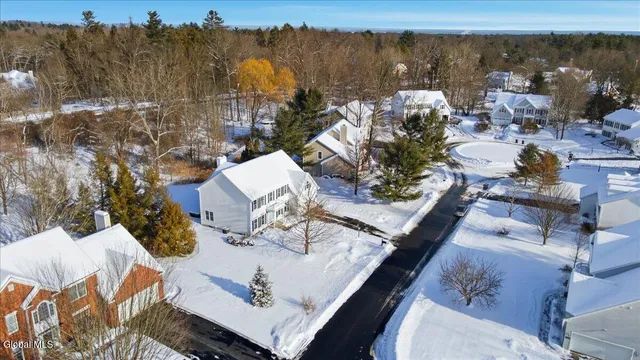 $675,000 | 26 Muterfield Court, Bethlehem, NY 12159