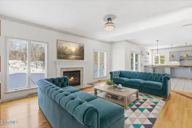 $675,000 | 26 Muterfield Court, Bethlehem, NY 12159