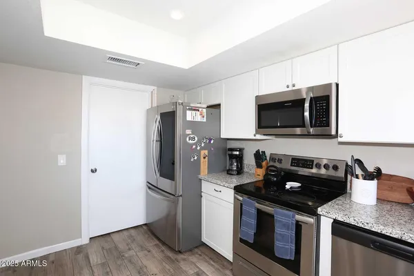 $4,000 | 2634 South Cottonwood Drive, Tempe, AZ 85282
