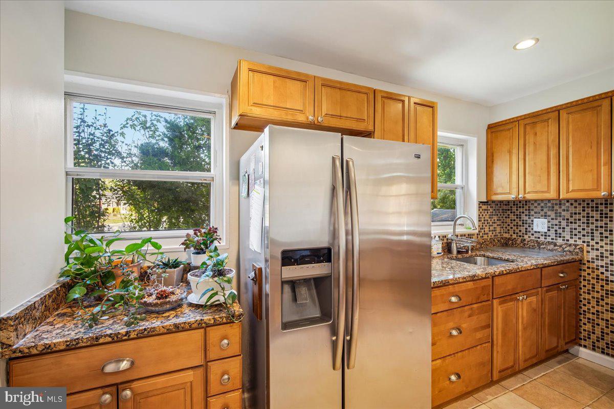 12706 Holdridge Road Silver Spring, MD 20906 - Photo 13 of 36 Gallery Image 13