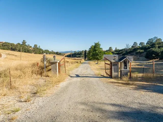$3,000 | 63275 Argyle Road, King City, CA 93930