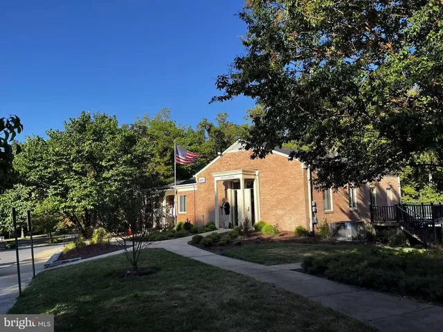 $315,000 | 10650 Weymouth Street, Unit 201, Bethesda, MD 20814