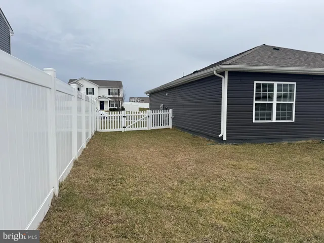 $2,350 | 61 Bar Harbor Terrace, Charles Town, WV 25414