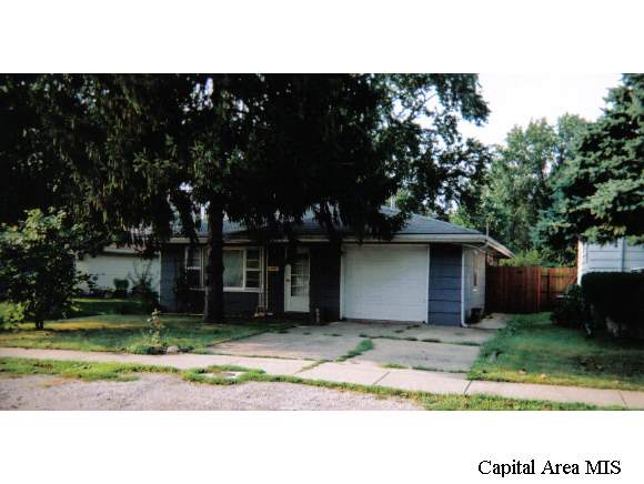 2624 East Keys Avenue Springfield, IL 62702 - Photo 1 of 1