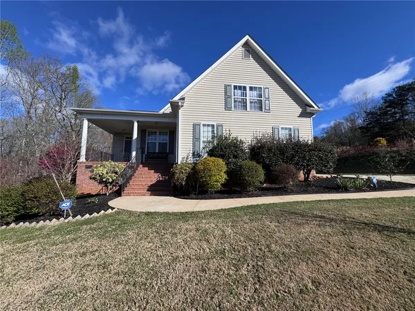 $419,000 | 102 Brookstone Way, Central, SC 29630