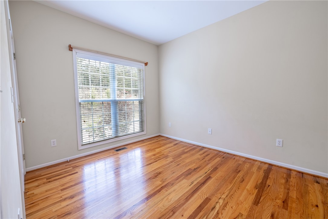 102 Brookstone Way Central, SC 29630 - Photo 22 of 50