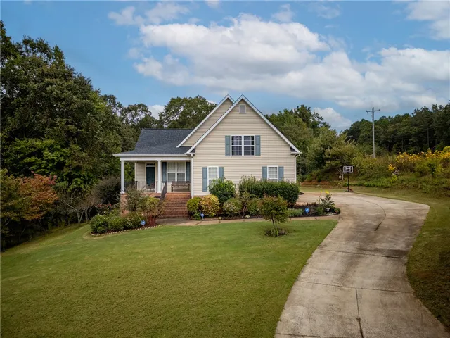 $429,999 | 102 Brookstone Way, Central, SC 29630
