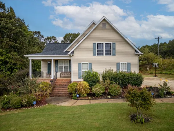 $419,000 | 102 Brookstone Way, Central, SC 29630