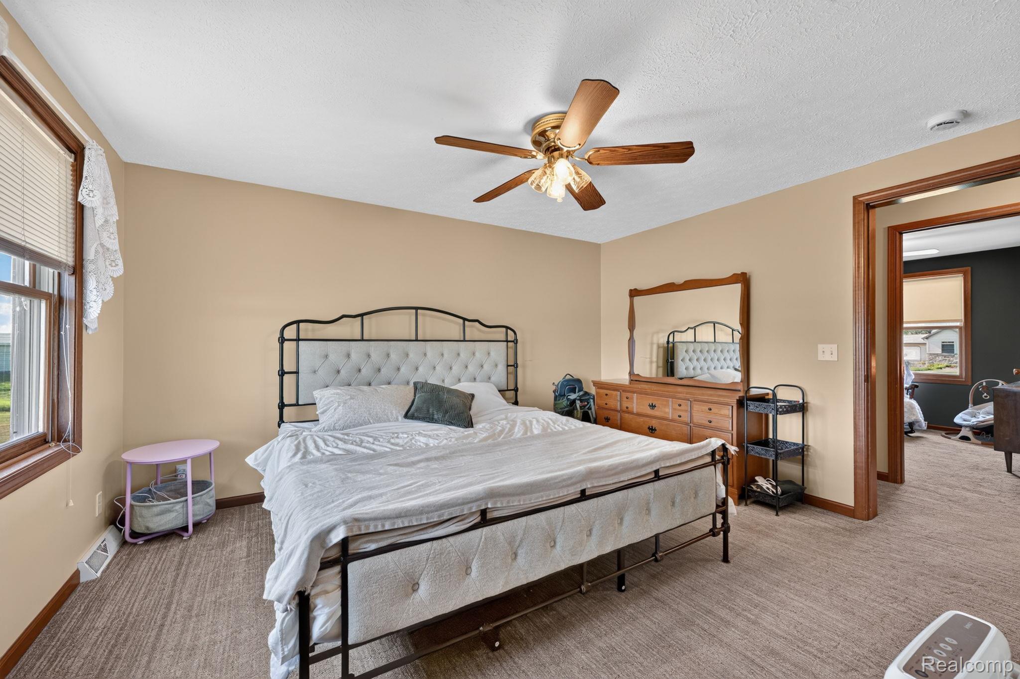 9889 Ditch Road Chesaning, MI 48616 - Photo 30 of 71 30-web-or-mls-DSC_8834.jpg