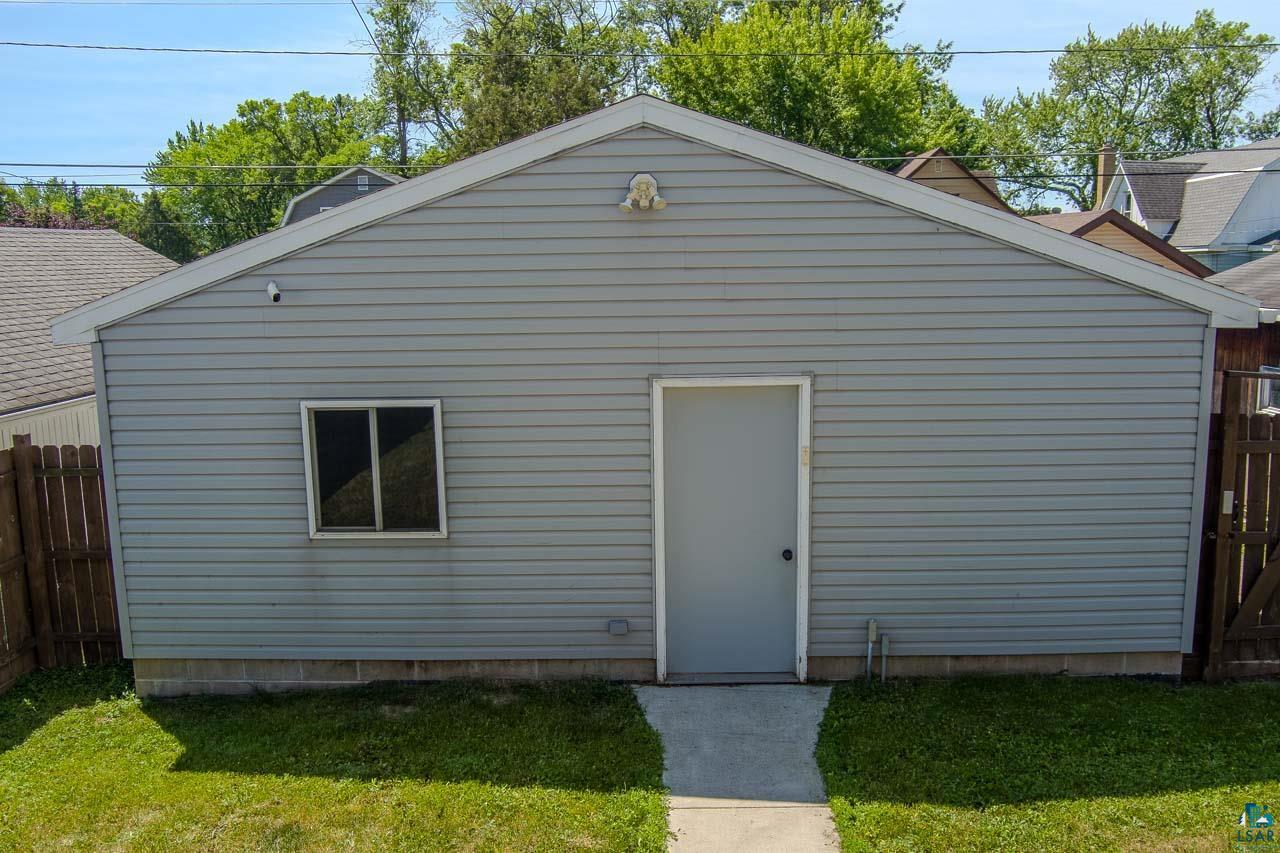 508 10th Street South Virginia, MN 55792 - Photo 34 of 43 Detached garage featuring horizontal siding and a gable roofline