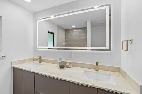 $2,295,000 | 7571 Estrella Circle, Boca Raton, FL 33433