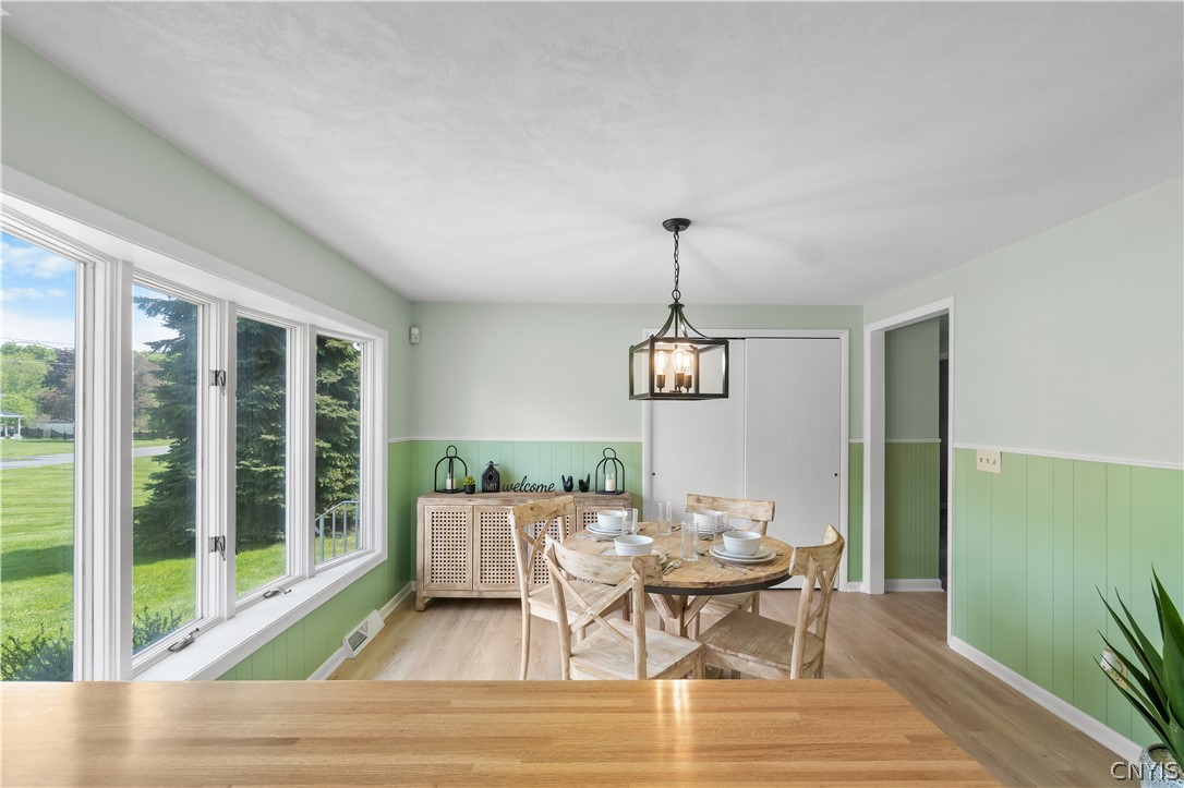4421 Whedon Road Camillus, NY 13219 - Photo 8 of 23