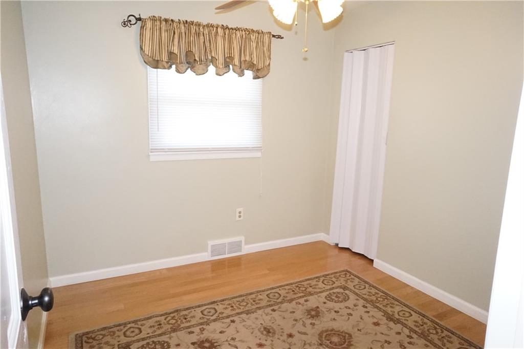 185 Evans City Road Butler, PA 16001 - Photo 11 of 22 Gallery Image 11