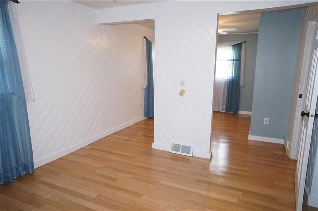185 Evans City Road Butler, PA 16001 - Photo 14 of 22 Gallery Image 14