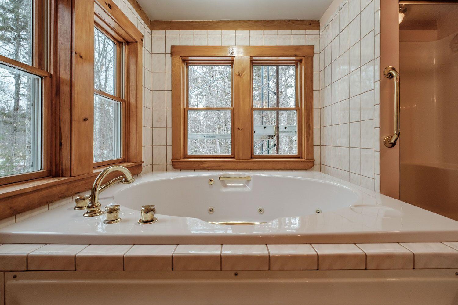 374 Songo School Road Naples, ME 04055 - Photo 16 of 25 Jetted Tub