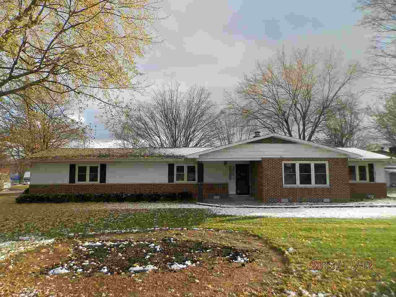 202 Western Avenue Butler, IN 46721 - Photo 1 of 24