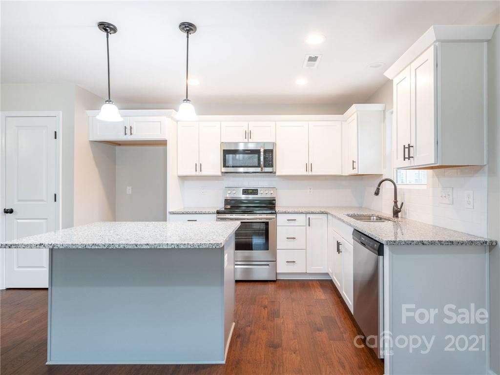 4275 Roberta Road Concord, NC 28027 - Photo 3 of 14 Gallery Image 3