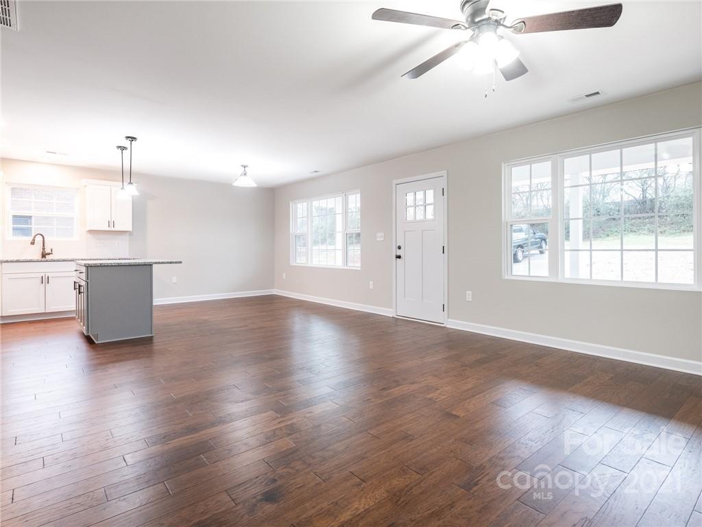 4275 Roberta Road Concord, NC 28027 - Photo 6 of 14 Gallery Image 6
