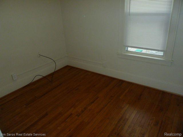 928 Nottingham Road Grosse Pointe, MI 48230 - Photo 5 of 12