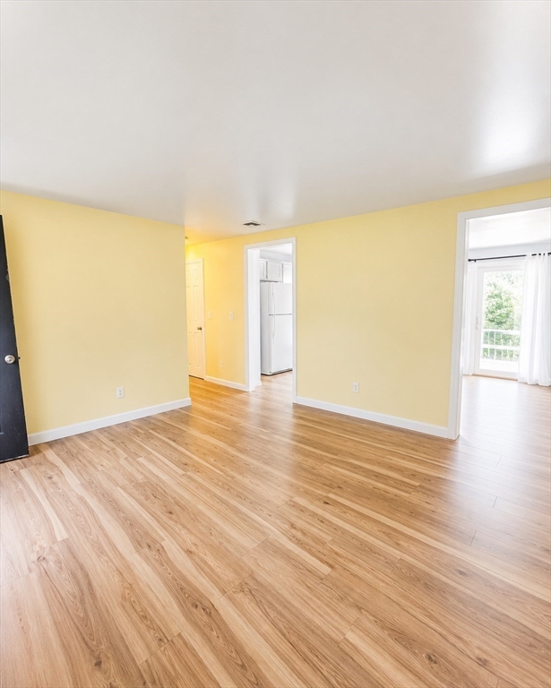 39 Bayview Road Taunton, MA 02780 - Photo 5 of 17 Gallery Image 5