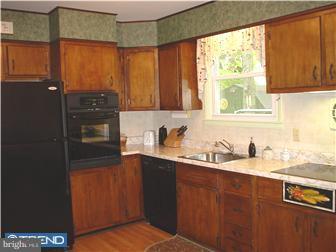 541 Midtown Road Chalfont, PA 18914 - Photo 7 of 10 Kitchen