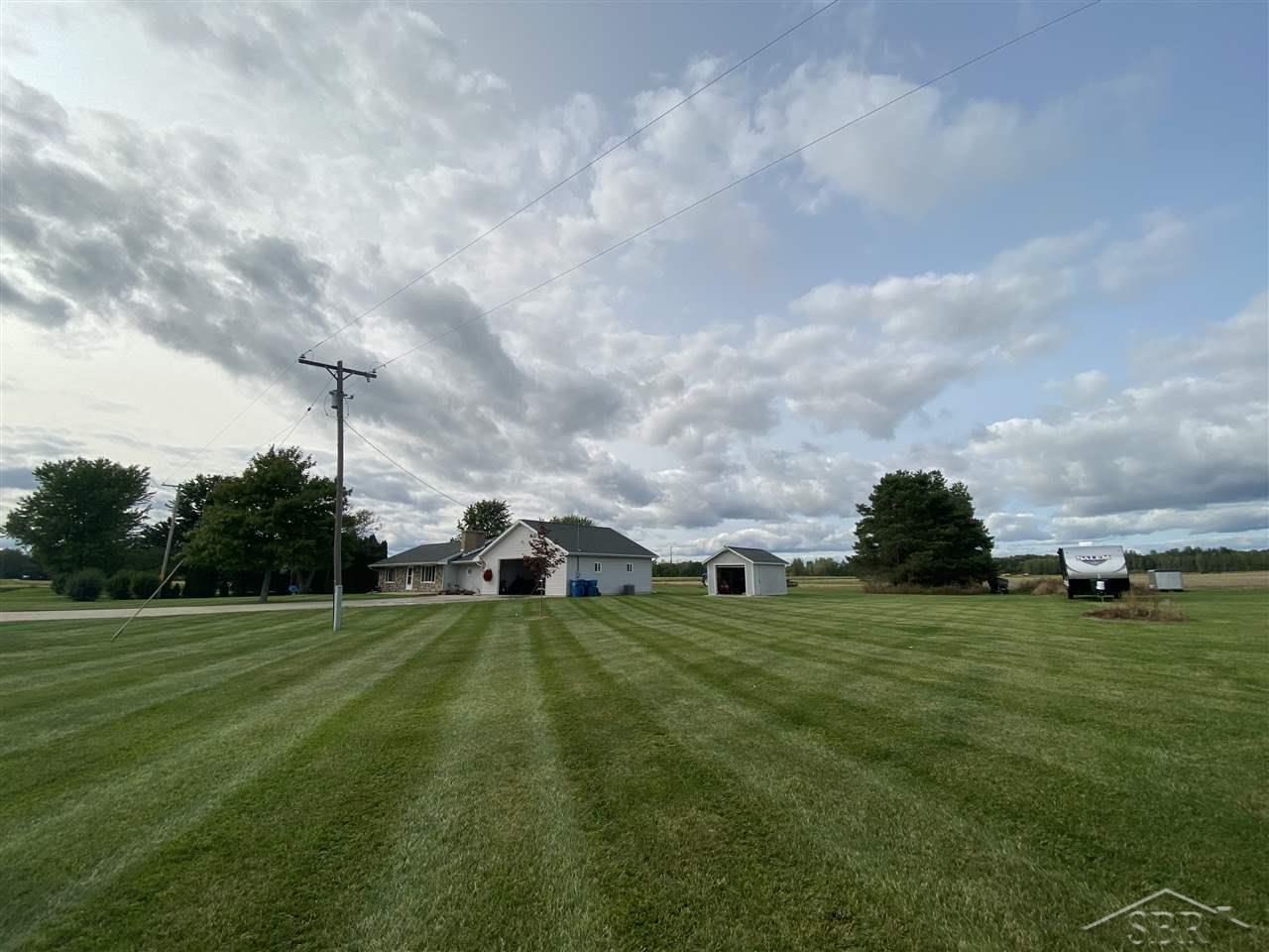 2527 East Brooks Road Midland, MI 48640 - Photo 34 of 37 50034151-33.JPG