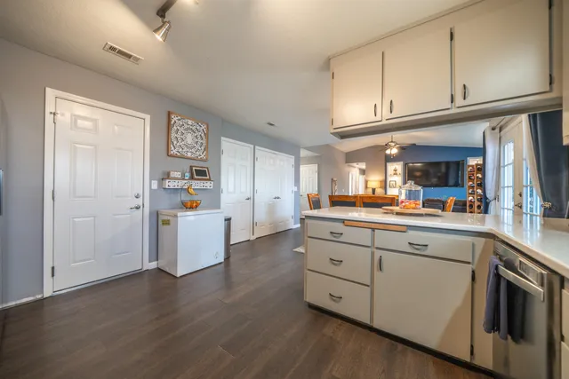 $399,000 | 1070 Dara Court, Redding, CA 96003