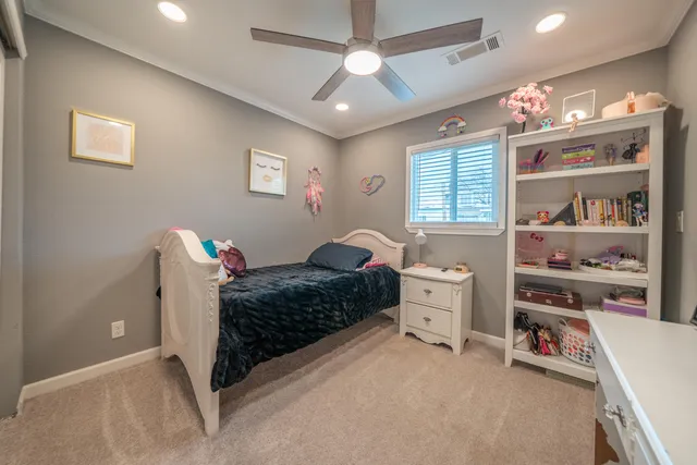 $399,000 | 1070 Dara Court, Redding, CA 96003