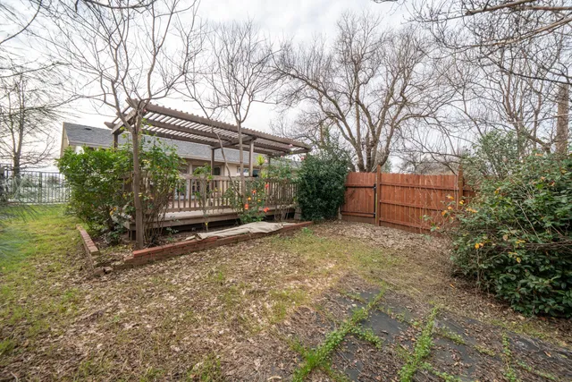 $399,000 | 1070 Dara Court, Redding, CA 96003