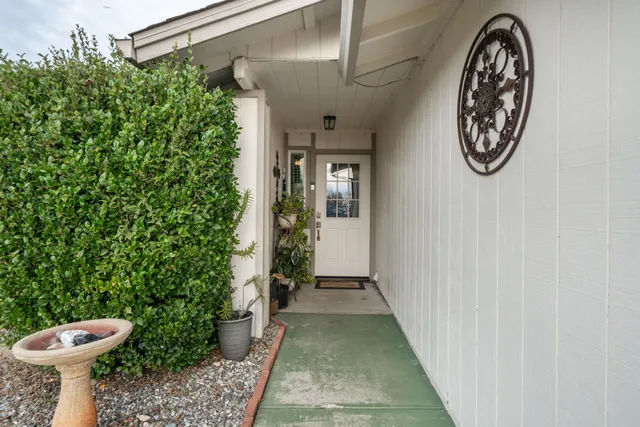 $399,000 | 1070 Dara Court, Redding, CA 96003