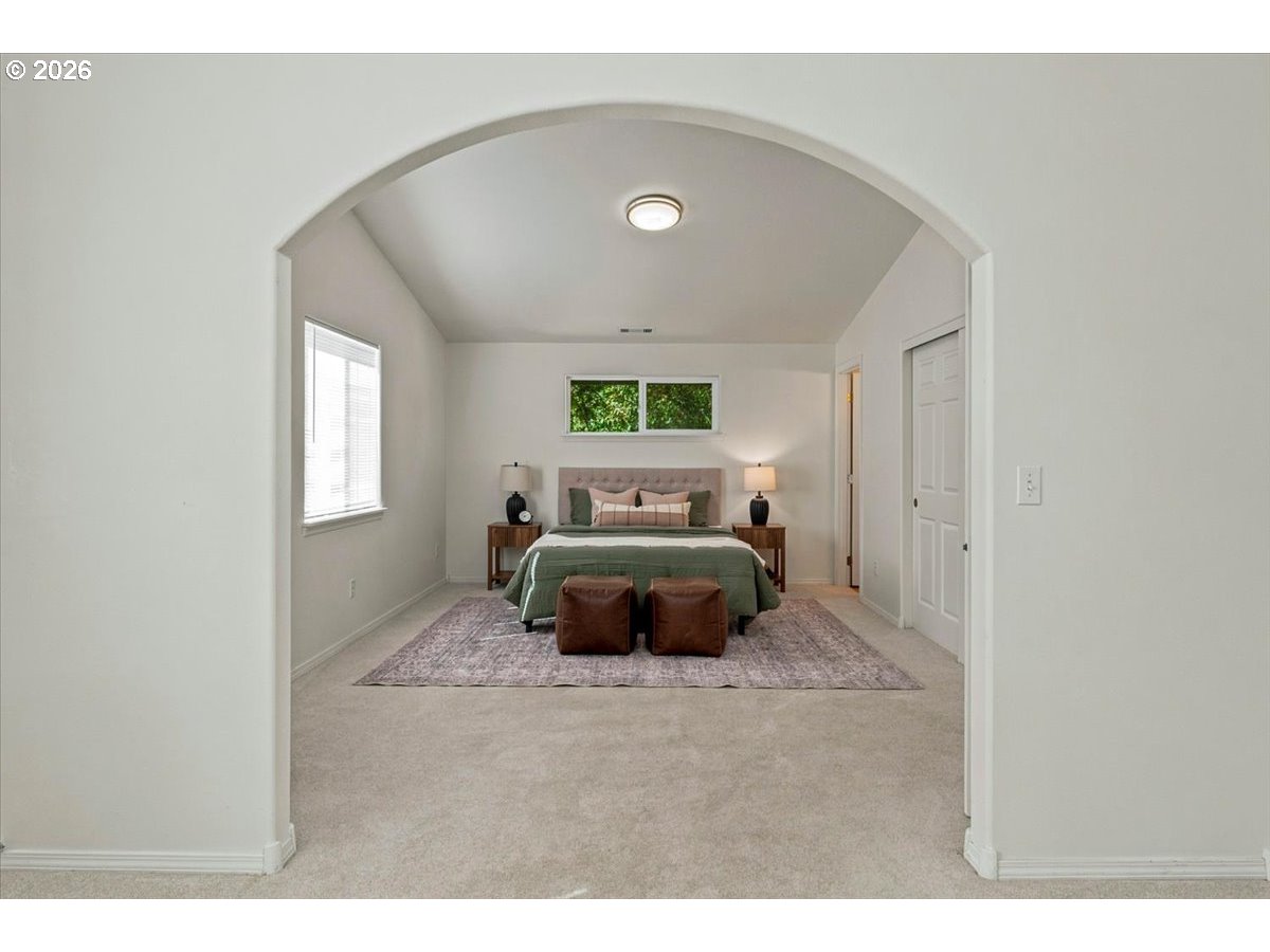 2439 Southwest 33rd Street Redmond, OR 97756 - Photo 25 of 40