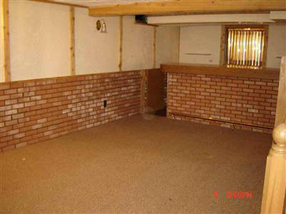 516 Shellbourne Drive Rochester, MI 48309 - Photo 7 of 14 20271087-6.JPG