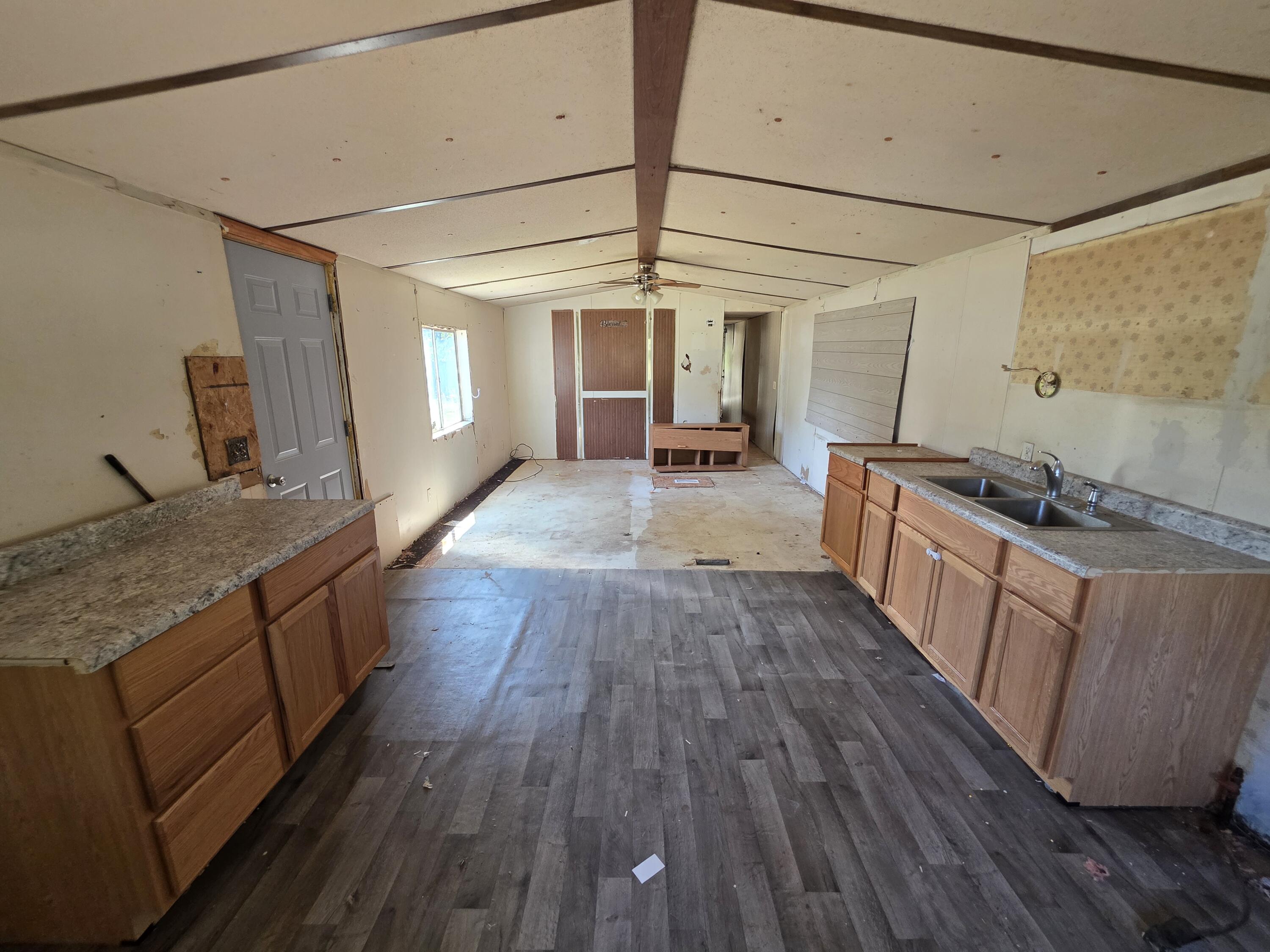 7076 Surf Court Rothbury, MI 49452 - Photo 5 of 13 20250901_125037