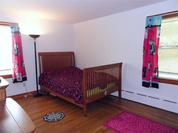 397 Providence Road Grafton, MA 01560 - Photo 8 of 10 Gallery Image 8