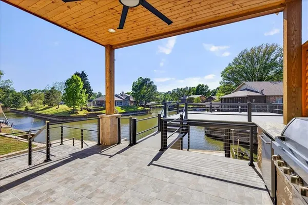 $790,000 | 131 Hilltop Circle, Trinidad, TX 75163