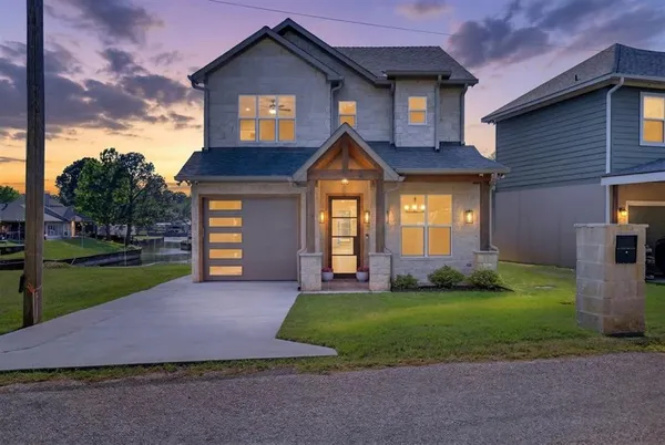 $790,000 | 131 Hilltop Circle, Trinidad, TX 75163