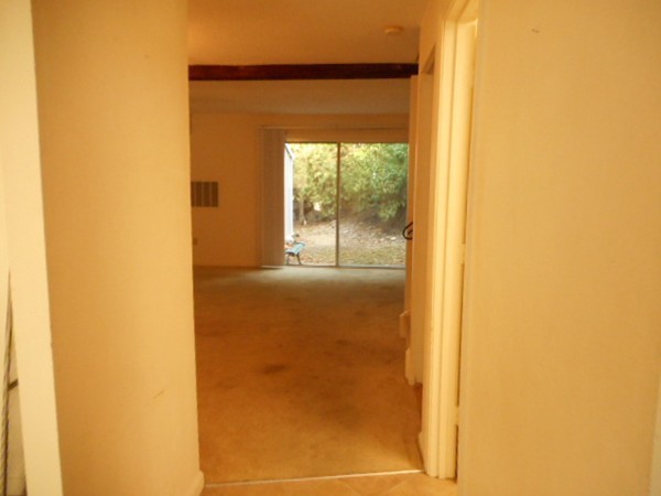 1 Beal's Cove Road, Unit B Hingham, MA 02043 - Photo 6 of 12 Gallery Image 6