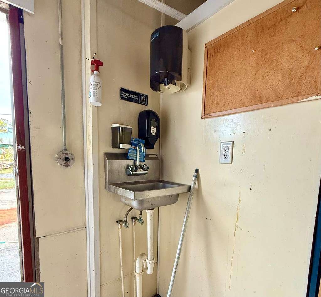 21 Fair Street Baxley, GA 31513 - Photo 30 of 36